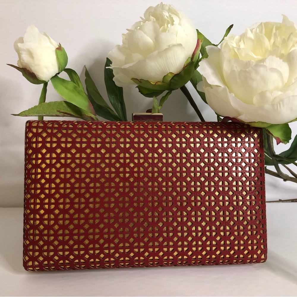 Red & Gold Geometric Cutout Clutch with Chain - Picture 7 of 11
